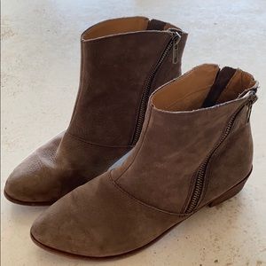 Kelsi Dagger Ankle boots